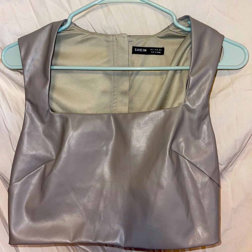 Shein crop top. - Picture 1 of 1